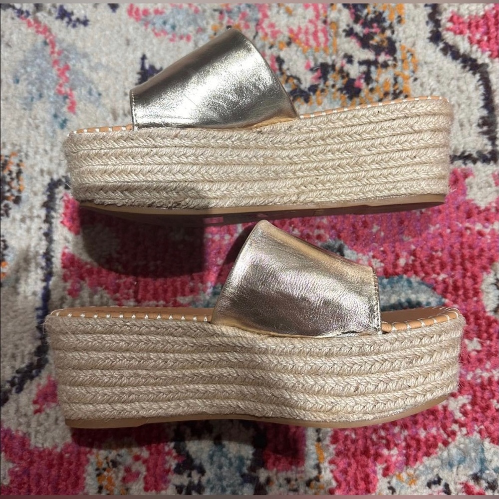 bamboo gold sandals